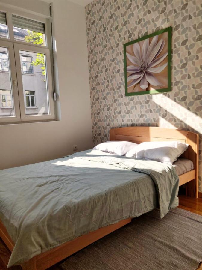The 2-bedroom - Free Private Parking Апартаменты *